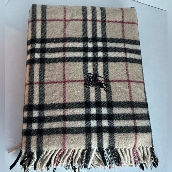 Authentic Burberry Classic Nova Check Scarf, lap blanket, shawl 100% pure wool - Picture 4 of 15